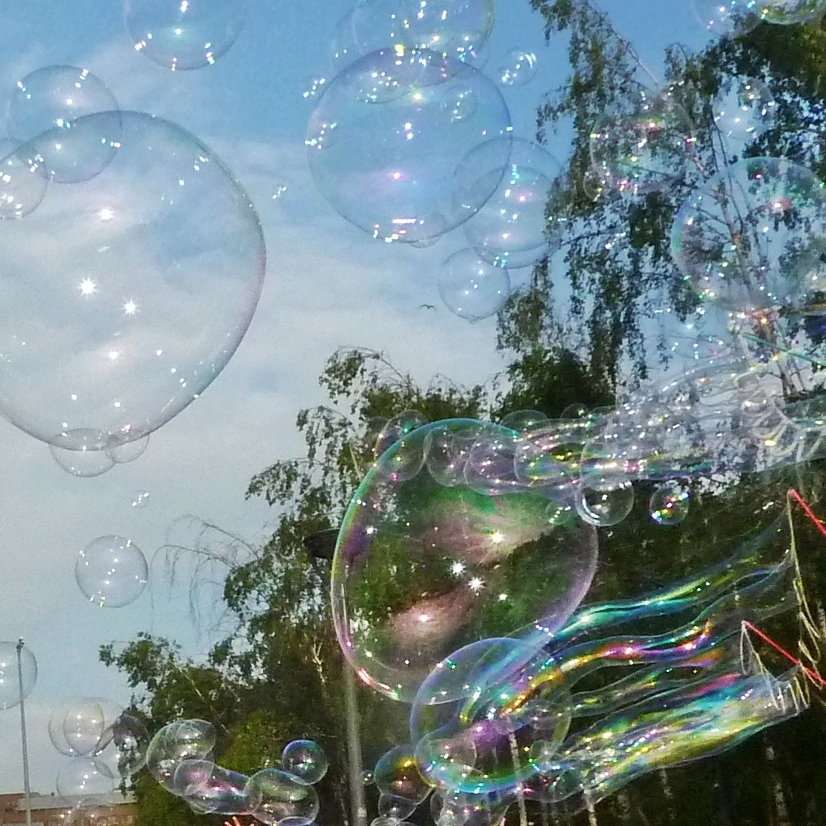 Pictures of Five - bubbles